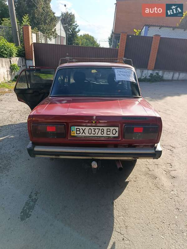 Седан ВАЗ / Lada 2105 1990 в Хмельницком