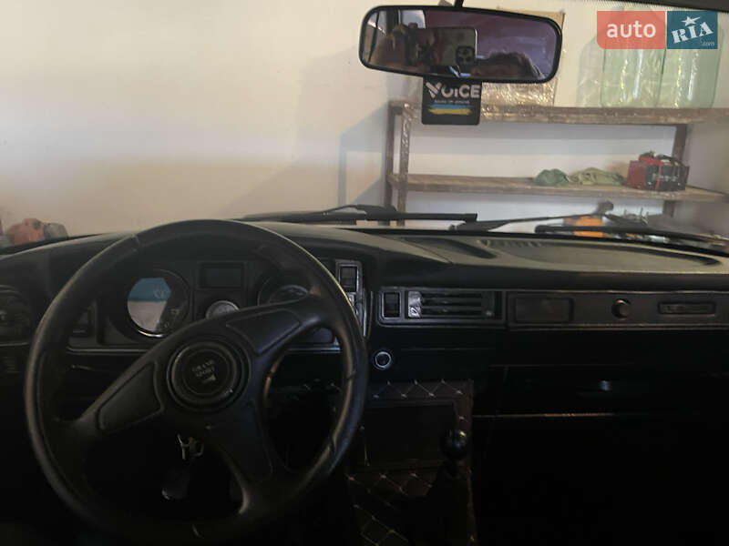 Седан ВАЗ / Lada 2105 1990 в Черкассах