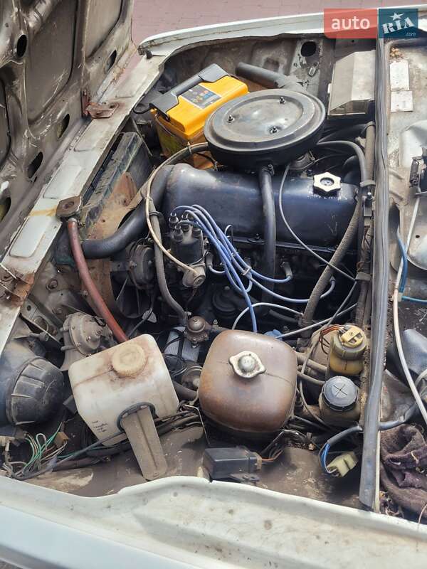 Седан ВАЗ / Lada 2105 1994 в Могилев-Подольске