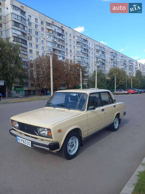 Седан ВАЗ / Lada 2105 1987 в Харькове