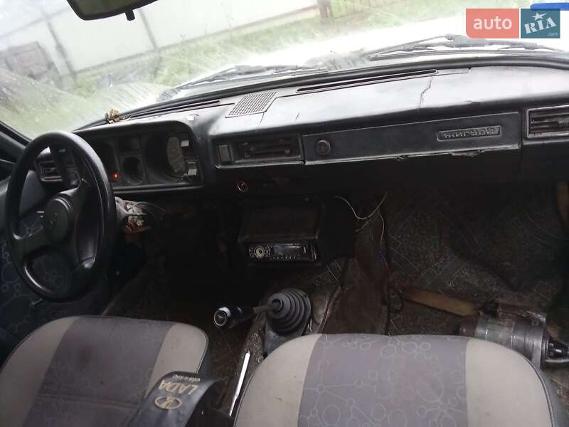 Седан ВАЗ / Lada 2105 1984 в Тульчине фото 5 Седан ВАЗ / Lada 2105 1984 в Тульчине