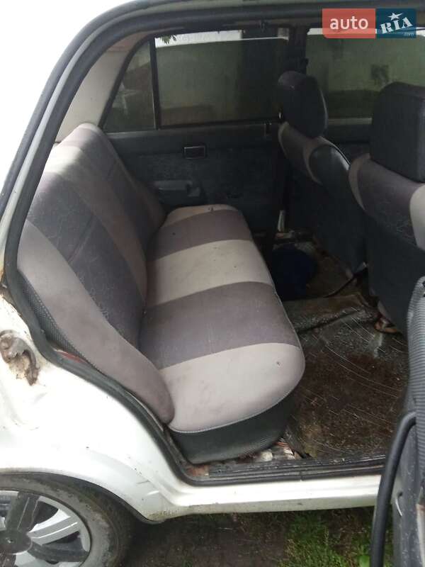 Седан ВАЗ / Lada 2105 1984 в Тульчине фото 18 Седан ВАЗ / Lada 2105 1984 в Тульчине