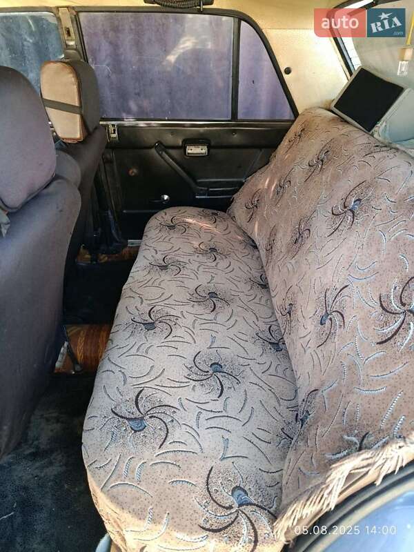 Седан ВАЗ / Lada 2105 1986 в Верхньодніпровську фото 4 Седан ВАЗ / Lada 2105 1986 в Верхньодніпровську