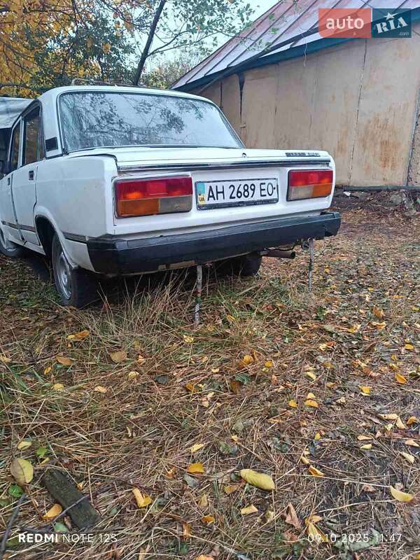 Седан ВАЗ / Lada 2105 1986 в Балаклее