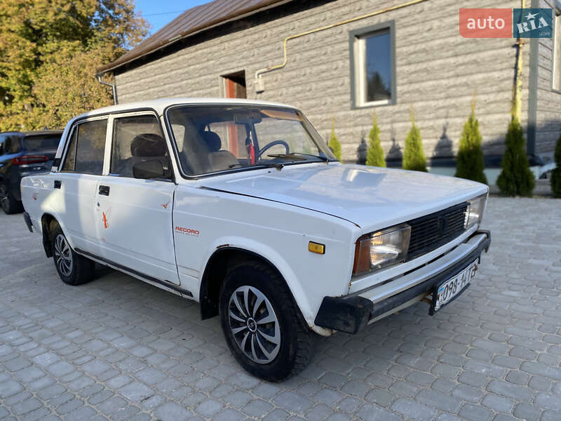 Седан ВАЗ 2105 1990 в 
