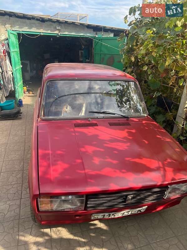 Седан ВАЗ / Lada 2105 1982 в Барвенкове фото 2 Седан ВАЗ / Lada 2105 1982 в Барвенкове