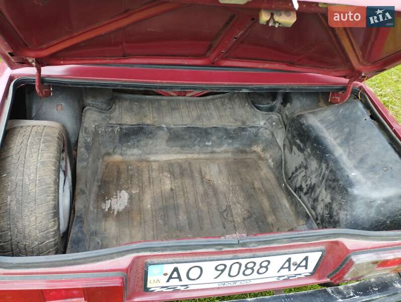 Седан ВАЗ / Lada 2105 1992 в Верховині