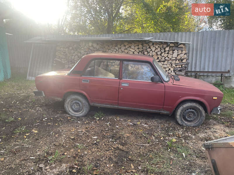 Седан ВАЗ / Lada 2105 1989 в Тячеві фото 5 Седан ВАЗ / Lada 2105 1989 в Тячеві
