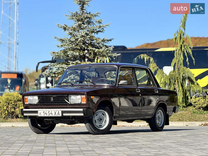 Седан ВАЗ / Lada 2105 1986 в Львове фото 2 Седан ВАЗ / Lada 2105 1986 в Львове