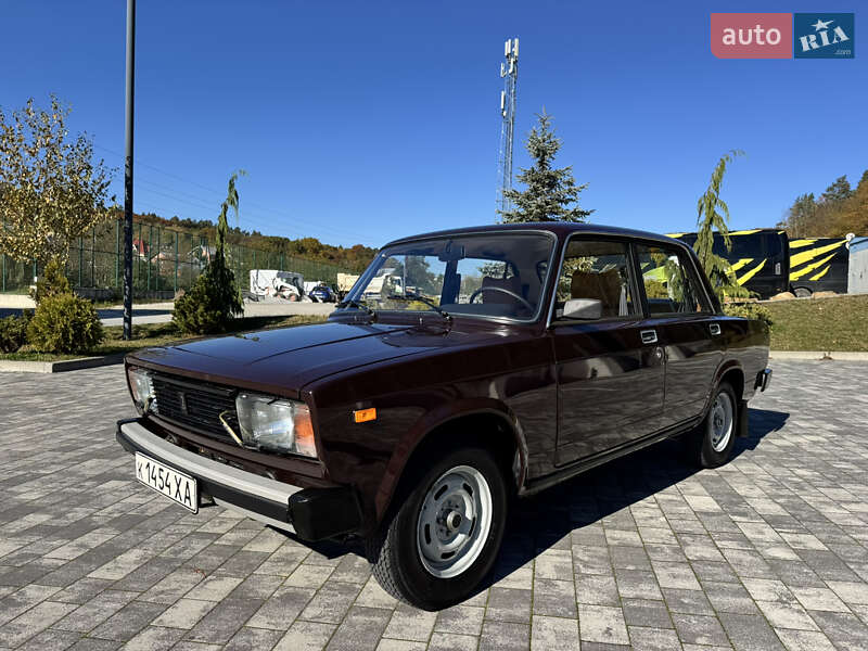 ВАЗ / Lada 2105 1986 ВАЗ / Lada 2105 1986