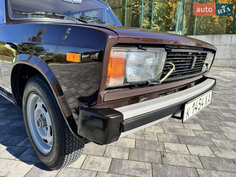 Седан ВАЗ / Lada 2105 1986 в Львове фото 134 Седан ВАЗ / Lada 2105 1986 в Львове