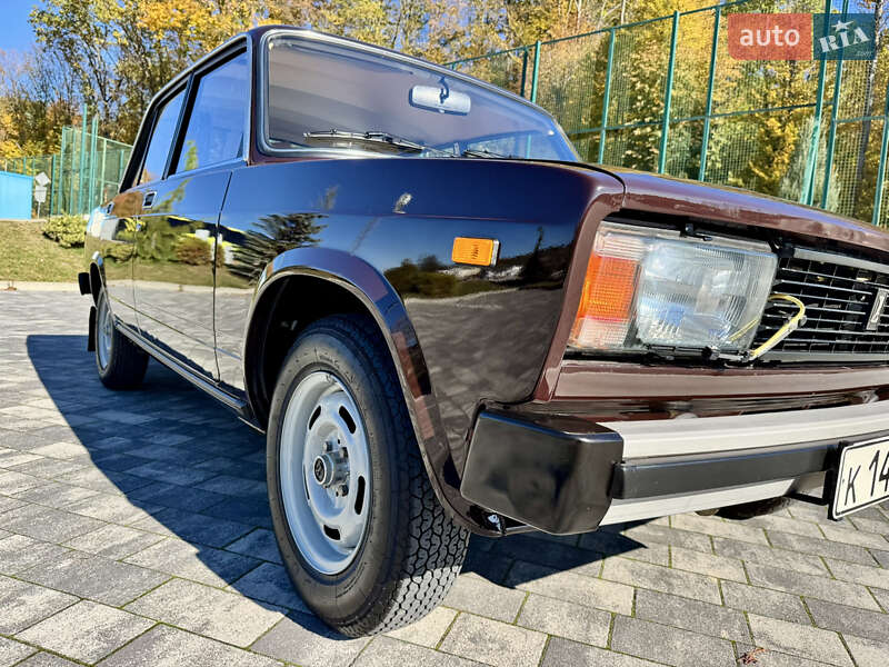Седан ВАЗ / Lada 2105 1986 в Львове фото 138 Седан ВАЗ / Lada 2105 1986 в Львове
