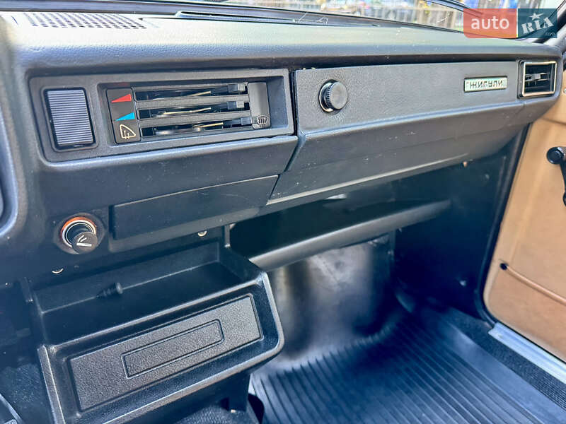 Седан ВАЗ / Lada 2105 1986 в Львове фото 43 Седан ВАЗ / Lada 2105 1986 в Львове