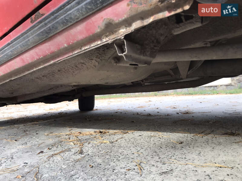 Седан ВАЗ / Lada 2105 1982 в Новомосковську