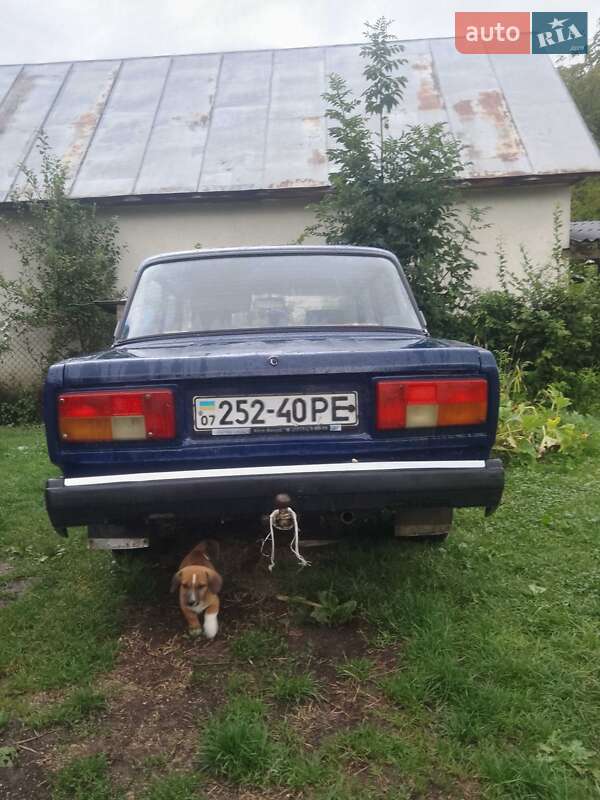Седан ВАЗ / Lada 2105 1986 в Тячеве фото 7 Седан ВАЗ / Lada 2105 1986 в Тячеве