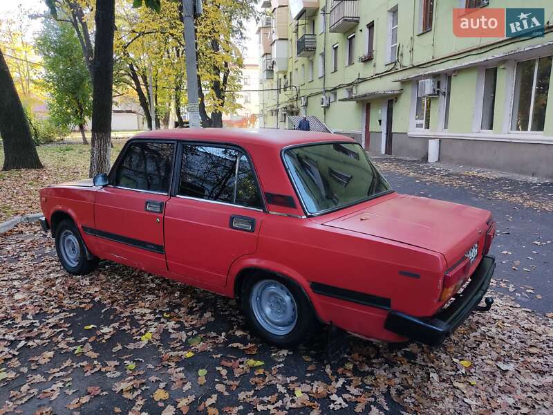 Седан ВАЗ / Lada 2105 1995 в Ізмаїлі фото 4 Седан ВАЗ / Lada 2105 1995 в Ізмаїлі