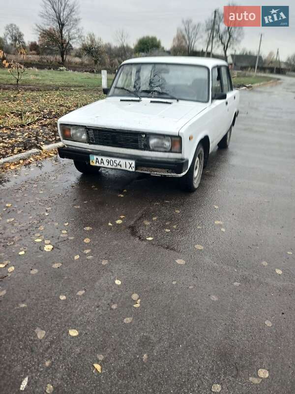Седан ВАЗ / Lada 2105 1994 в Лебедині фото 2 Седан ВАЗ / Lada 2105 1994 в Лебедині