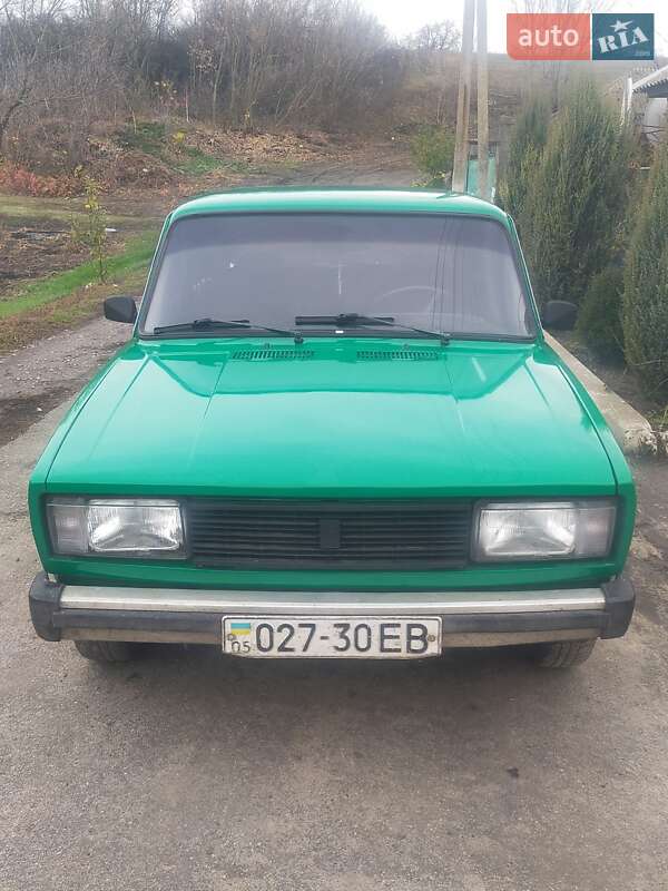 Седан ВАЗ / Lada 2105 1983 в Павлограде фото Седан ВАЗ / Lada 2105 1983 в Павлограде