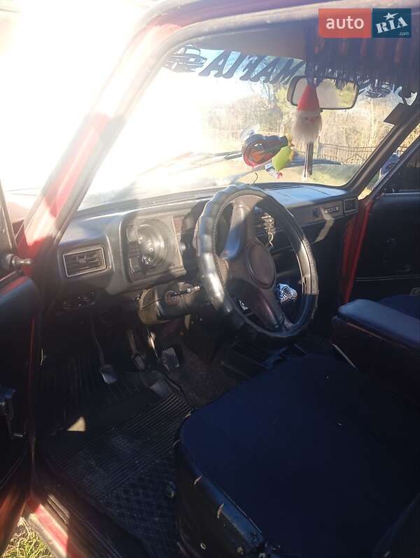 Седан ВАЗ / Lada 2105 1994 в Гусятині фото 2 Седан ВАЗ / Lada 2105 1994 в Гусятині