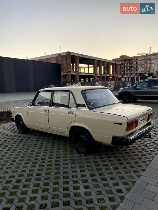 Седан ВАЗ / Lada 2105 1983 в Хмельницком фото 2 Седан ВАЗ / Lada 2105 1983 в Хмельницком