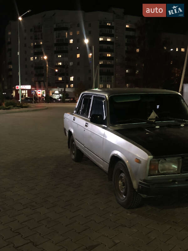 Седан ВАЗ / Lada 2105 1986 в Луцке фото 6 Седан ВАЗ / Lada 2105 1986 в Луцке