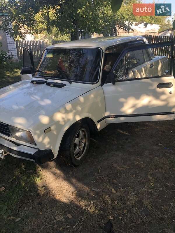 Седан ВАЗ / Lada 2105 1995 в Лубнах фото 2 Седан ВАЗ / Lada 2105 1995 в Лубнах