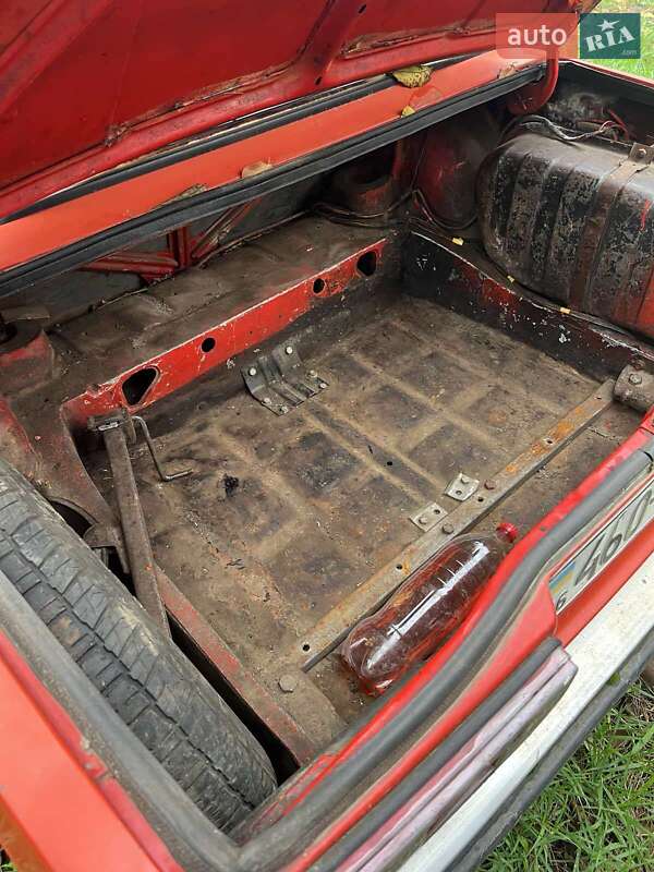 Седан ВАЗ / Lada 2105 1982 в Одессе фото 11 Седан ВАЗ / Lada 2105 1982 в Одессе
