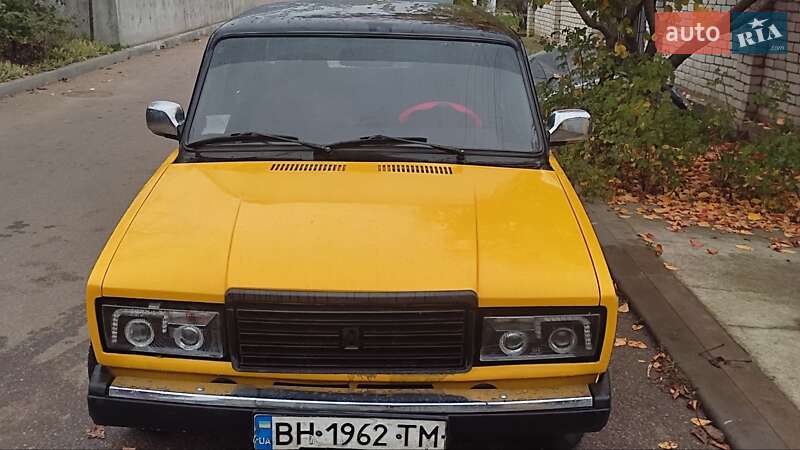 Седан ВАЗ / Lada 2105 1983 в Одесі фото 2 Седан ВАЗ / Lada 2105 1983 в Одесі