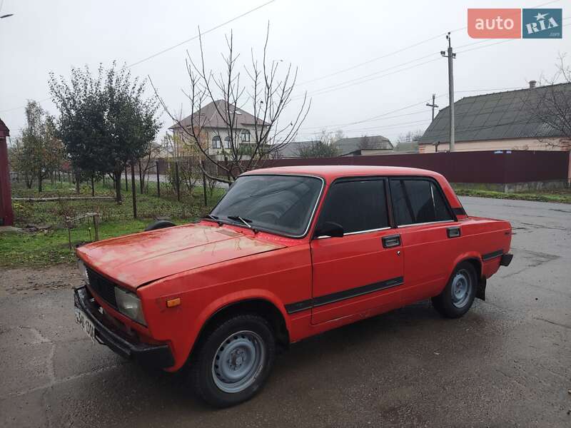 Седан ВАЗ / Lada 2105 1995 в Ізмаїлі