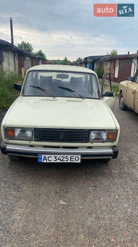 Седан ВАЗ / Lada 2105 1981 в Нововолынске фото Седан ВАЗ / Lada 2105 1981 в Нововолынске