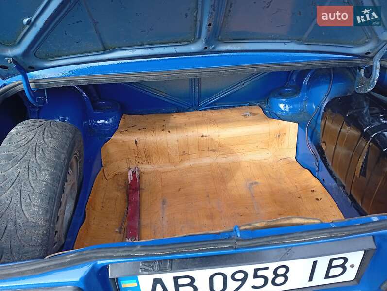 Седан ВАЗ / Lada 2105 1988 в Бершади