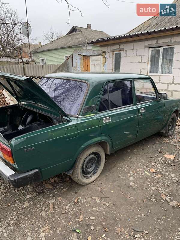 Седан ВАЗ / Lada 2105 1999 в Вапнярке