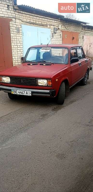 Седан ВАЗ / Lada 2105 1990 в Миколаєві