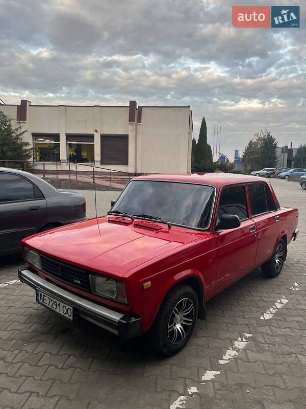 Седан ВАЗ / Lada 2105 1992 в Павлограде