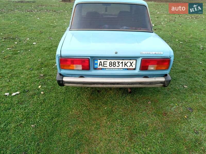 Седан ВАЗ / Lada 2105 1988 в Дніпрі