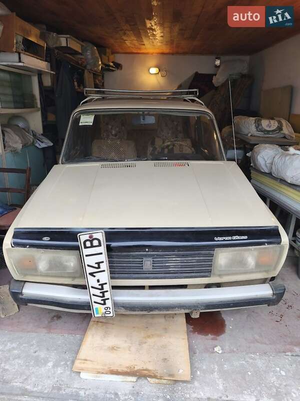 Седан ВАЗ / Lada 2105 1982 в Івано-Франківську