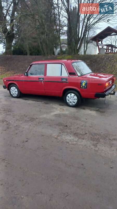 Седан ВАЗ / Lada 2105 1995 в Остроге
