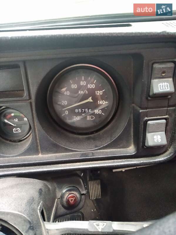 Седан ВАЗ / Lada 2105 1991 в Чемеровцах фото 3 Седан ВАЗ / Lada 2105 1991 в Чемеровцах