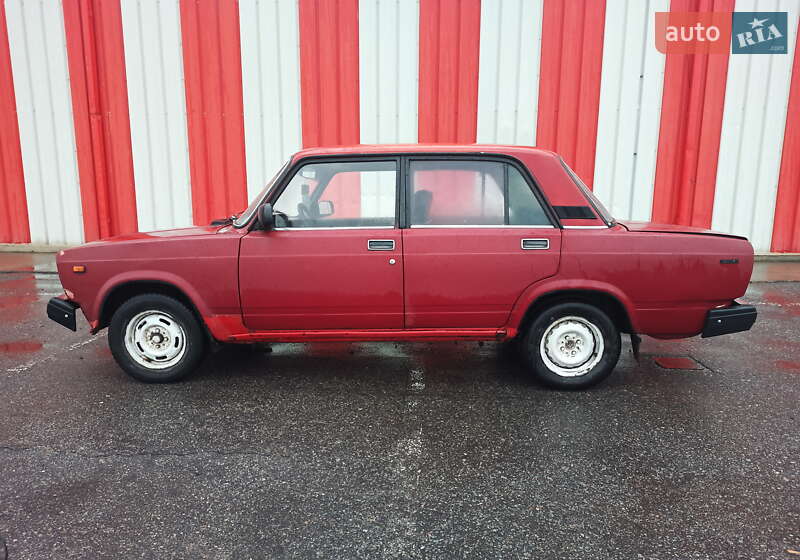 Седан ВАЗ / Lada 2105 1992 в Харькове