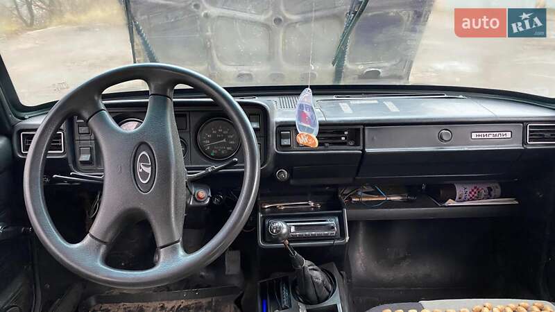 Седан ВАЗ / Lada 2105 2002 в Чернигове фото 6 Седан ВАЗ / Lada 2105 2002 в Чернигове