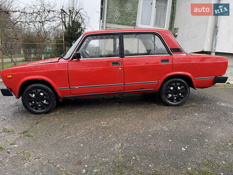 Седан ВАЗ / Lada 2105 1995 в Львове фото 12 Седан ВАЗ / Lada 2105 1995 в Львове