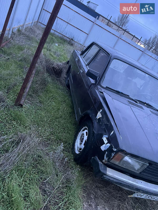 Седан ВАЗ / Lada 2105 1986 в Николаеве