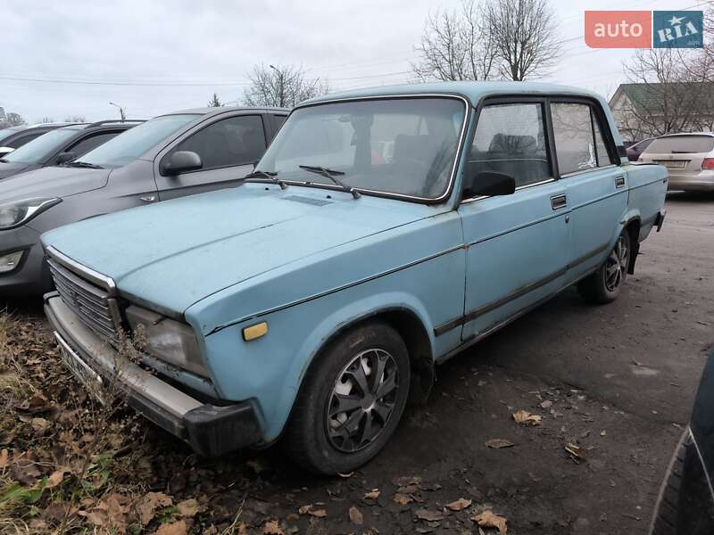 Седан ВАЗ / Lada 2105 1987 в Дубно