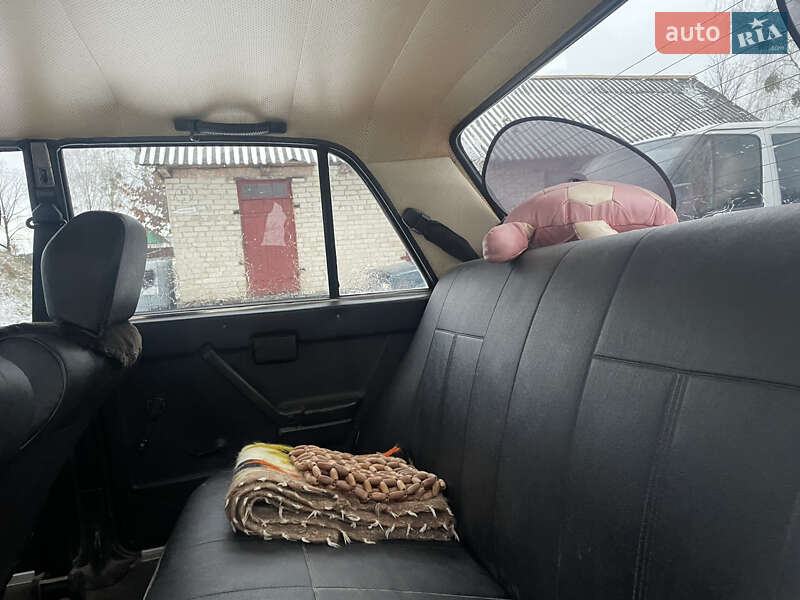 Седан ВАЗ / Lada 2105 1989 в Ровно фото 38 Седан ВАЗ / Lada 2105 1989 в Ровно