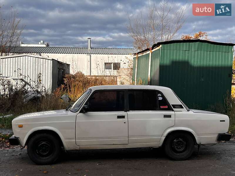 Седан ВАЗ / Lada 2105 1989 в Вышгороде