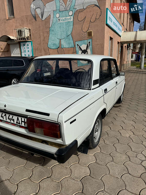 Седан ВАЗ / Lada 2105 1990 в Кривом Роге