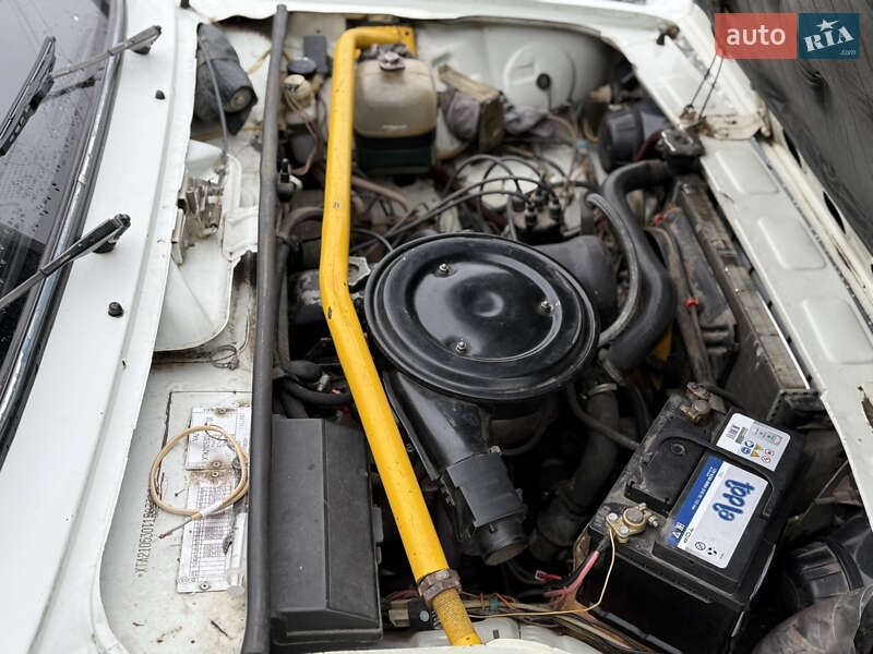 Седан ВАЗ / Lada 2105 1996 в Чернівцях фото 21 Седан ВАЗ / Lada 2105 1996 в Чернівцях