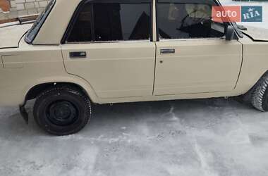 Седан ВАЗ 2105 1992 в Виннице