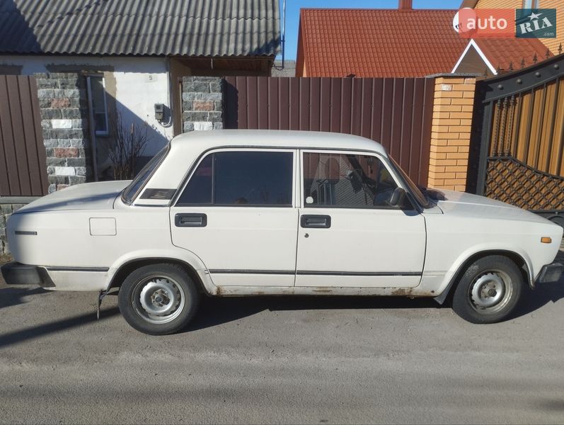 Седан ВАЗ / Lada 2105 1986 в Коростышеве