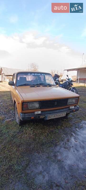 Седан ВАЗ / Lada 2105 1981 в Буске